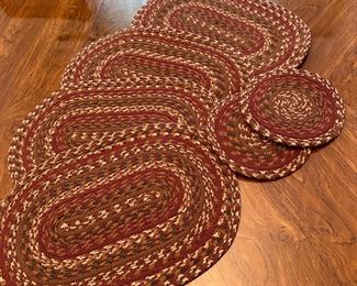 Braided rug placemats 