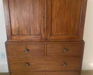 Lovely linen press