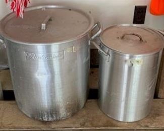 Another crawfish pot and turkey frying pot
