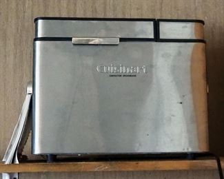 Cuisinart Convection Bread Maker With Receipt Booklet