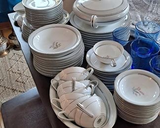 Noritake #5556 China, service for 8 plus extras and serving pcs