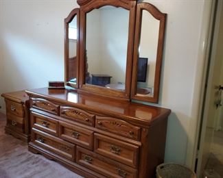 Dresser