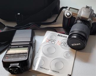 Nikon N65 w/ Flash