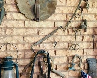 Vintage Western/Texas Collectables.