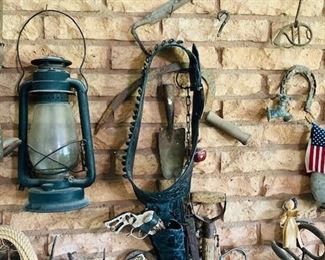 Vintage Western/Texas Collectables.