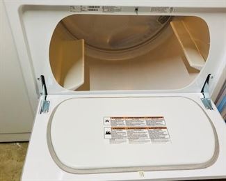 Kenmore Electric Dryer.
