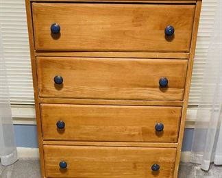 Maple Chest of Drawers.