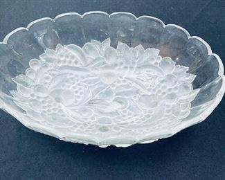 Indiana Glass Clear Crystal Footed Bowl. 