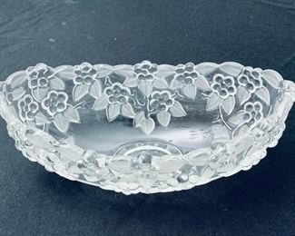 Vintage Mikasa Walther Crystal Oval Bowl.