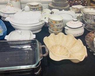 Kitchen Items. Dishes, Cookware, Bake Ware.