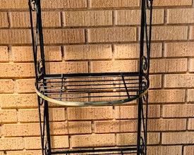 6ft. Iron Bakers Rack.