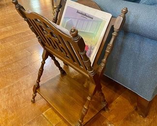 super sweet news/magazine stand