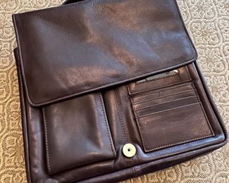 Wilson leather messenger bag