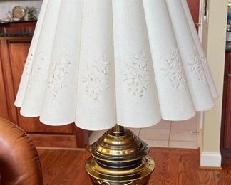 Brass lamp with etched paper shade (2 of 2)