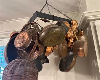 Pot rack with copper