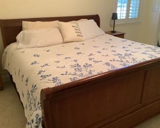sleigh bed king includes bedding and mattress and box