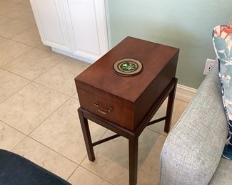 Ethan Allen Side table with pull up top Compartments inside  18x12x26