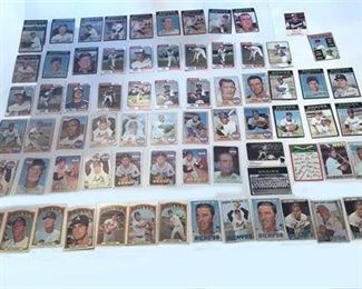 1960s 1970s Loose Braves Baseball Trading Card Collection