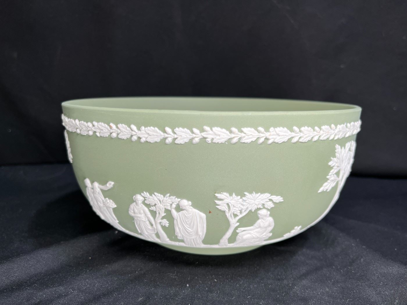 Sage Jasperware Sacrifice Celadon 8" Serving Bowl