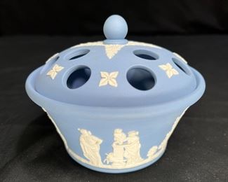 Blue Jasperware Pot Pourri with The Sacrifices