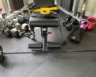 Pre-Sale Available!Women's 1000# Weight Bar w/30# Weights $200