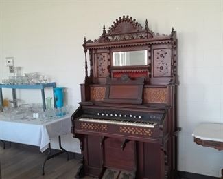 Beautiful pump organ