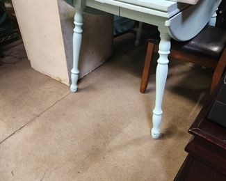 drop leaf table with a leaf 