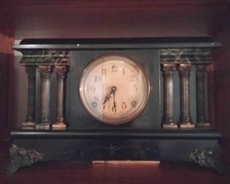 Antique mantle clock