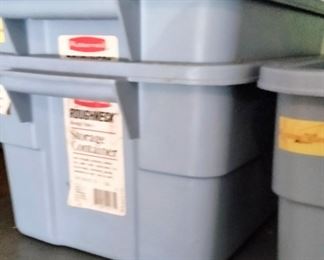Storage totes