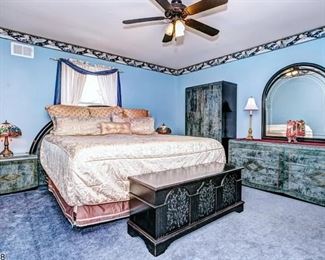 King Italian lacquer bedroom set. Black trunck sold separately 