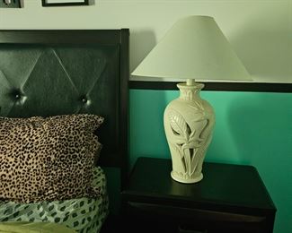 2 set of table lamps 