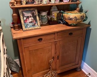 Wilhelmina three tiered Buffay