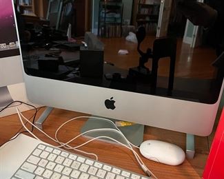 Mac desktop computer with mouse and keypad