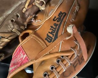 White Sox baseball glove, Coca-Cola