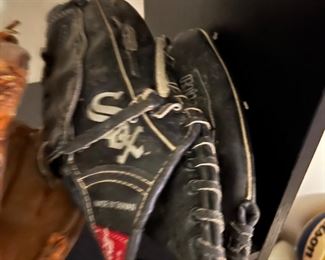 White Sox baseball glove