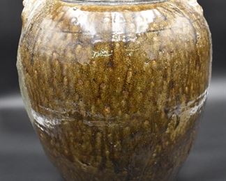 Large Southern Pottery Jar Has 