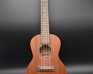 Alvarez Ukulele RU22C Guitar Excellent Condition