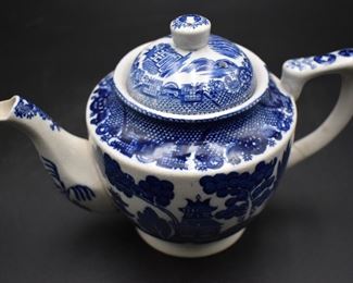 Blue Willow Tea Pot