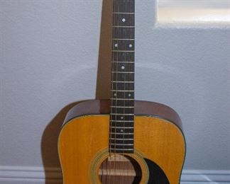 Jasmine Guitar