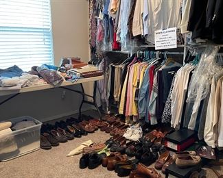 Shoes! Shoes! And more Shoes! Men’s size 8M