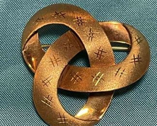 14k Gold Brooch Italy