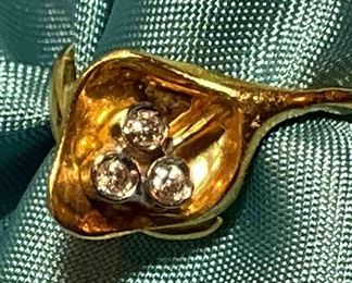 18k Gold Diamond Ring