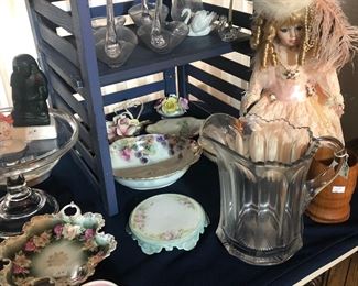 Heisey Pitcher, collection of swans