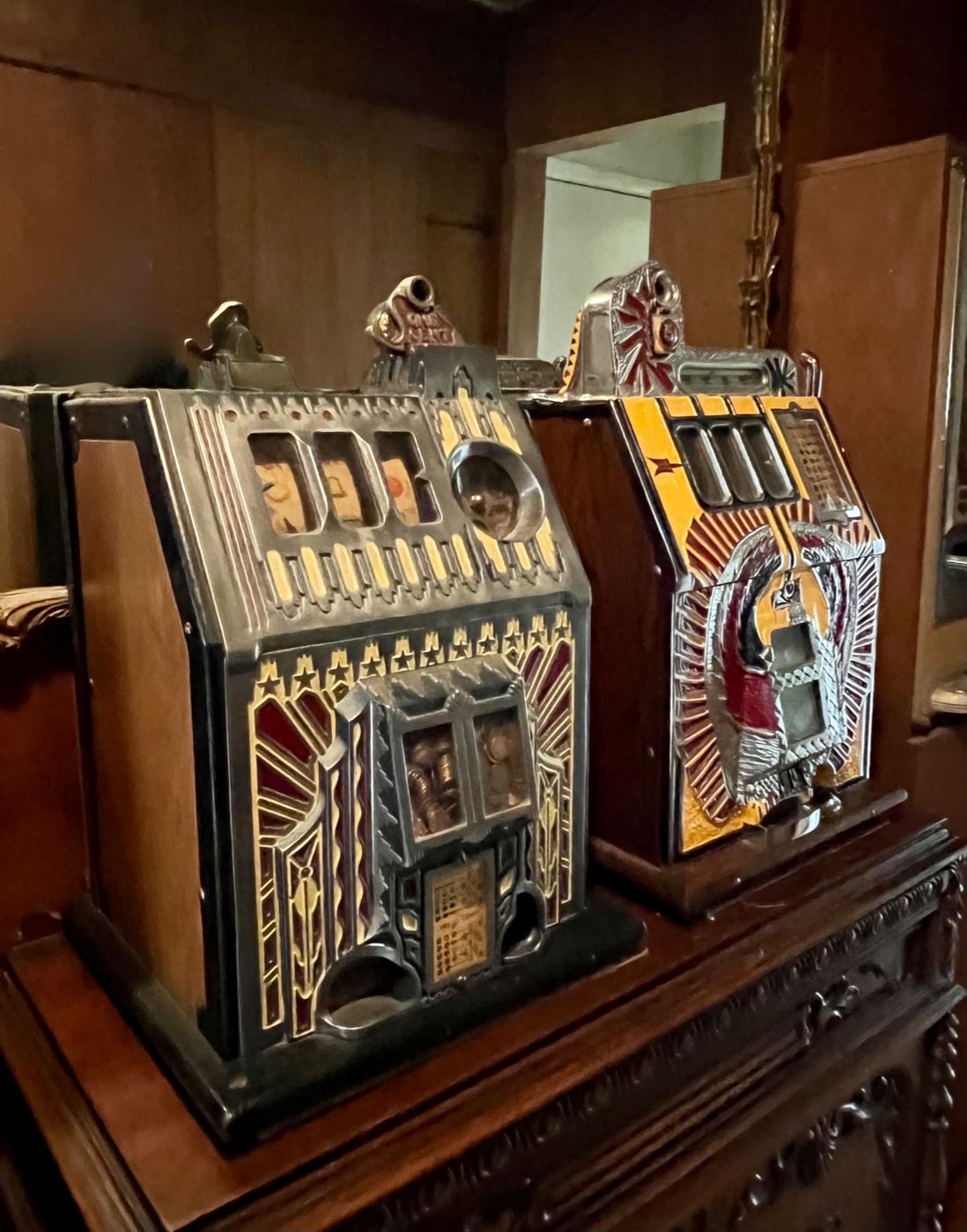 ANTIQUE SLOT MACHINES