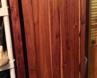 Single door cedar chest