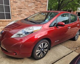 2014 Nissan LEAF SL 4dr Hatchback
