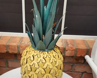 Beautiful Pineapple Decor 