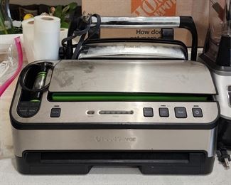 FoodSaver Vacuum Sealer