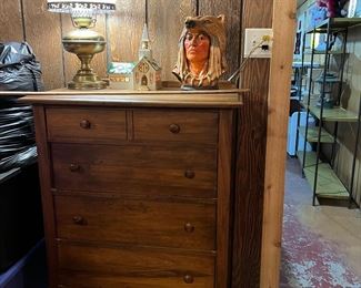 Antique oak chest of drawers 