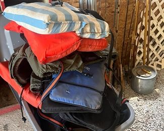 Life jackets and preservers